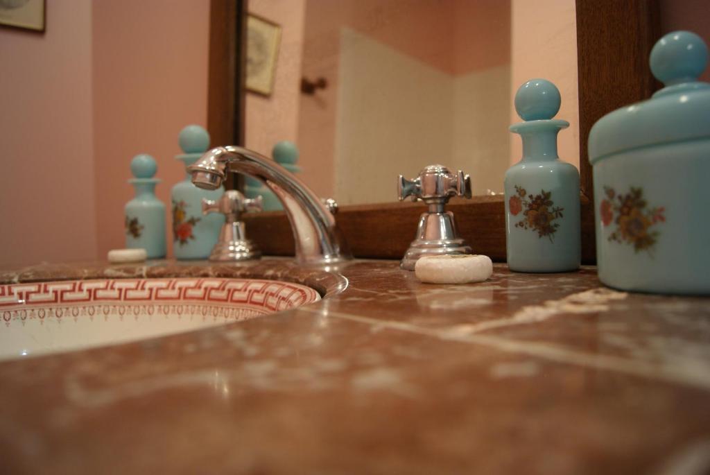 Logis Hotel - Restaurant La Marbrerie Caunes-Minervois Cameră foto